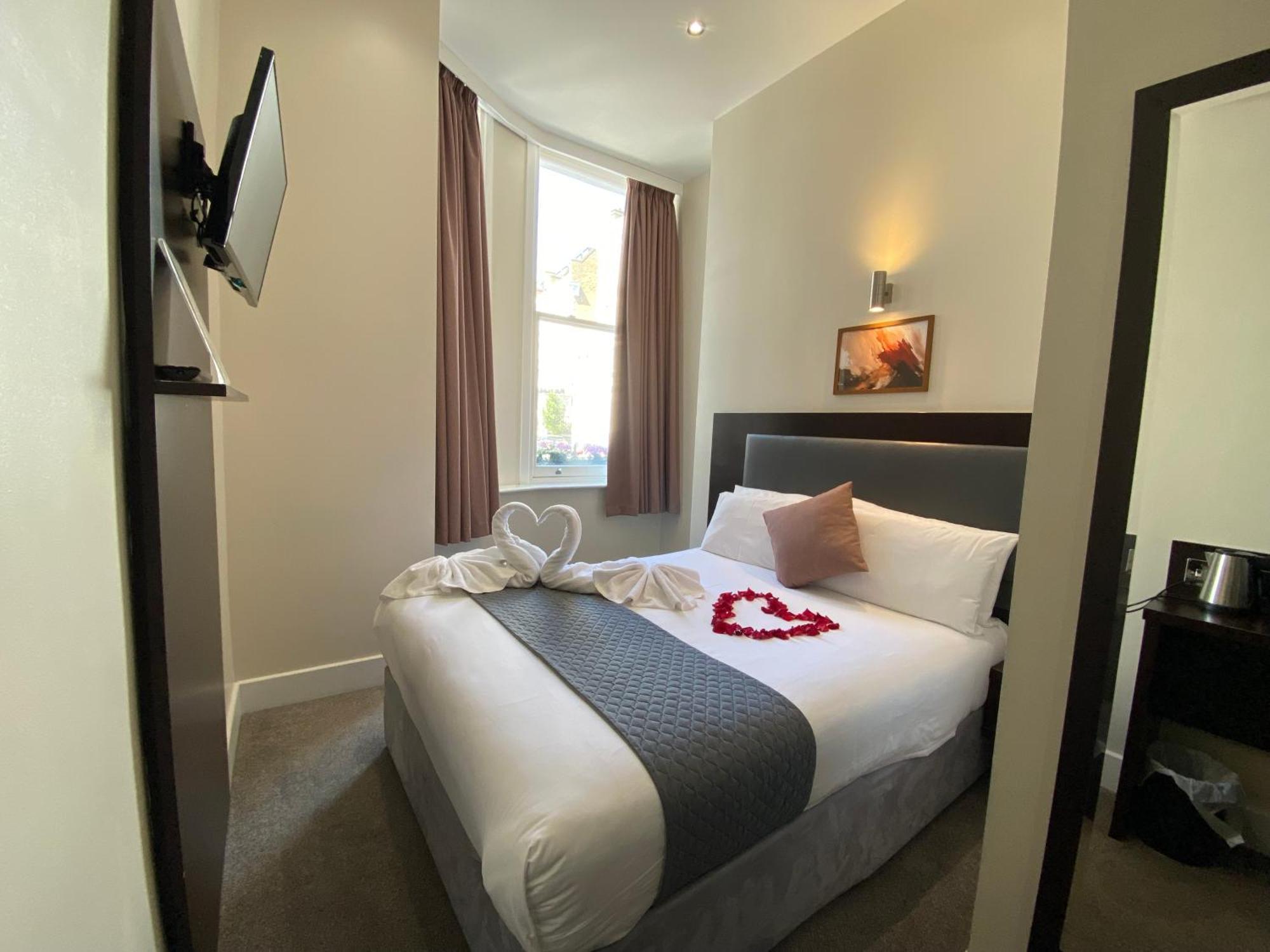 Trebovir Hotel London
